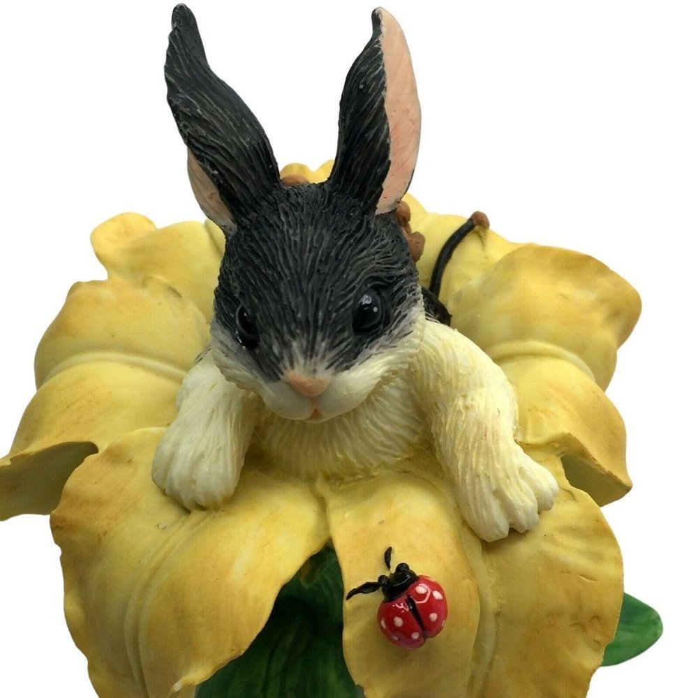 Charming Tails Bunny Binkey In A Lily 89/305 RARE Older Version Dean Griff 1993 - Picture 3 of 11
